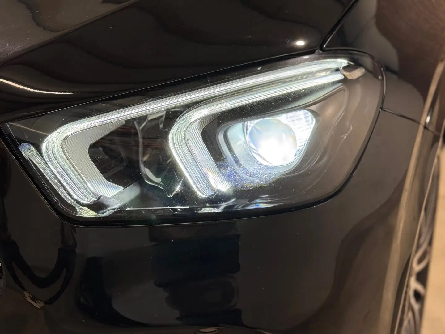 Mercedes-Benz GLE 400 d 4MATIC AMG PANO BUR Zwart - 2