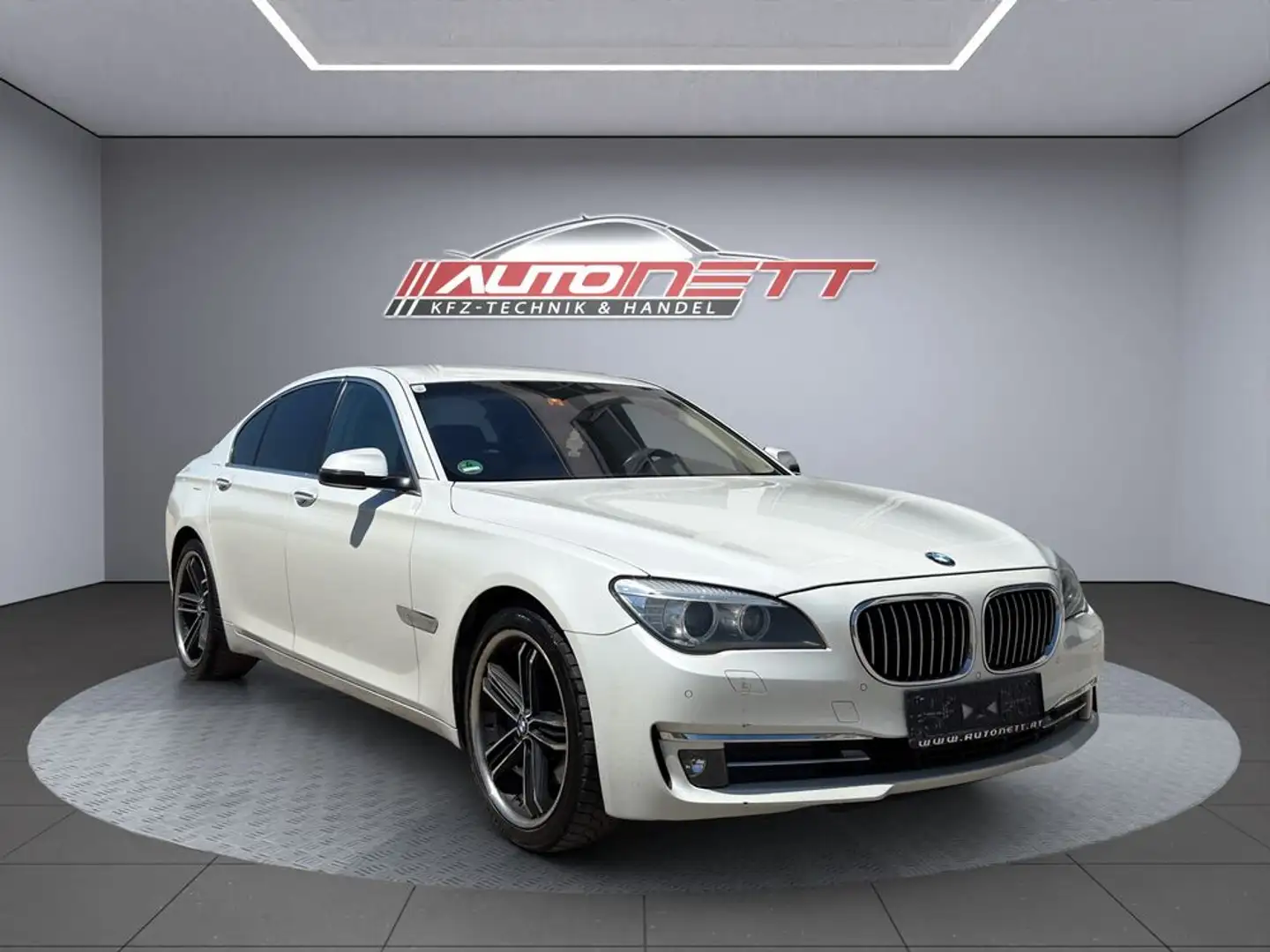 BMW 730 d Motor NEU* Weiß - 1
