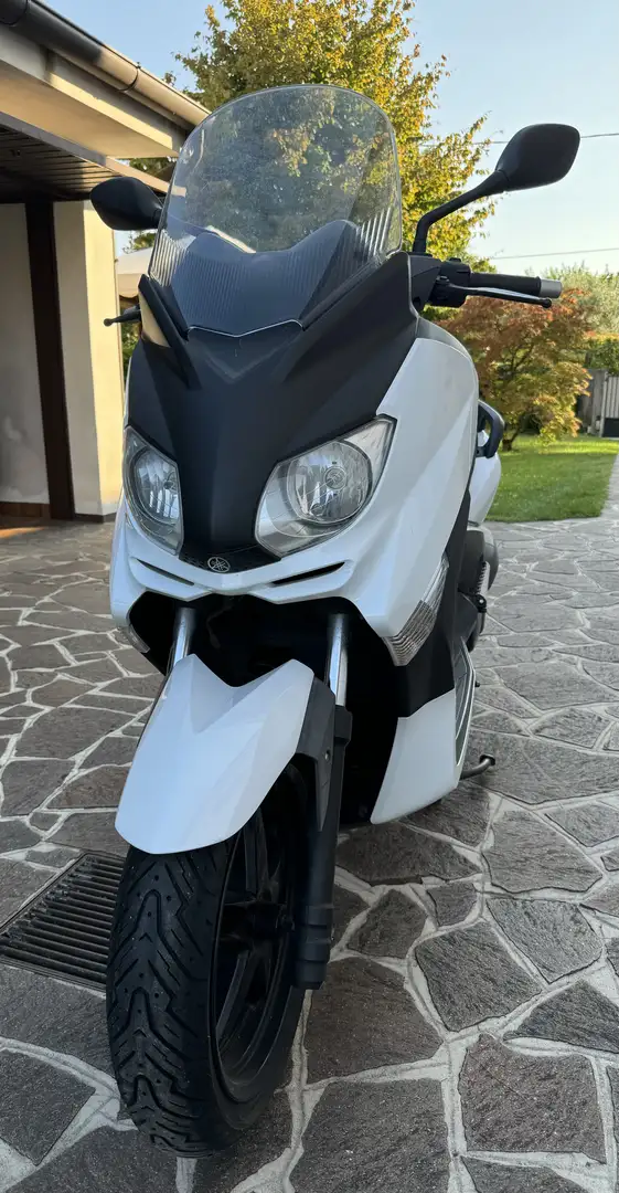 Yamaha X-Max 250 - 1