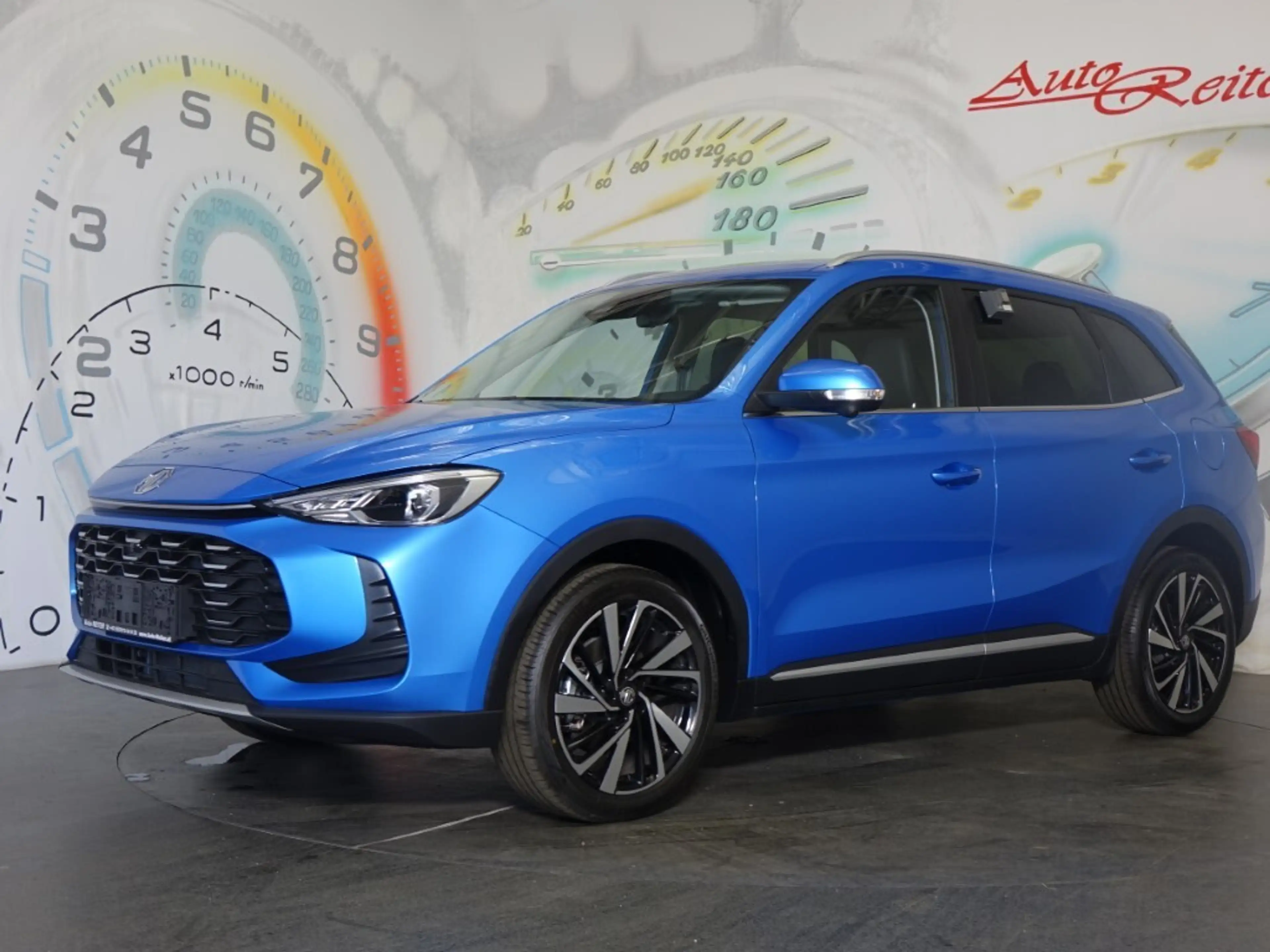MG ZS 1.5 Hybrid+ Luxury *LED, NAVI, LEDER, RFK* — photo 3