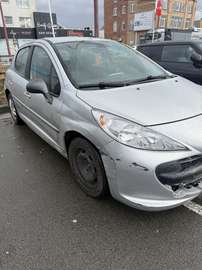 1.6e 16v 110ch Exécutive Pack