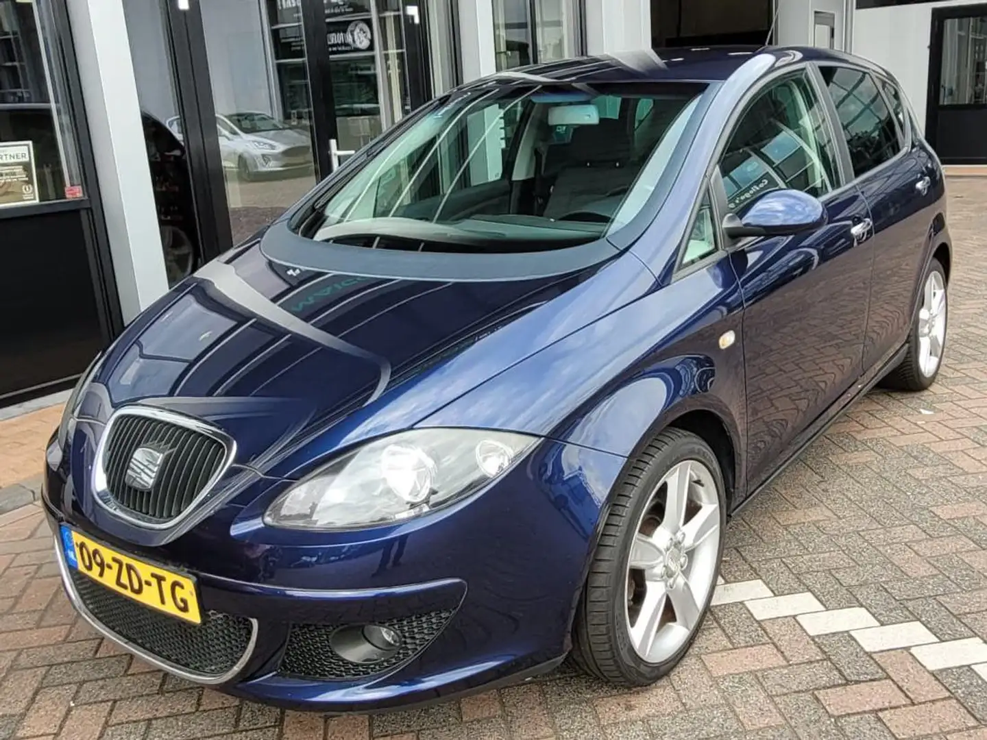 SEAT Altea Altea 1.6 Lifestyle Синій - 1