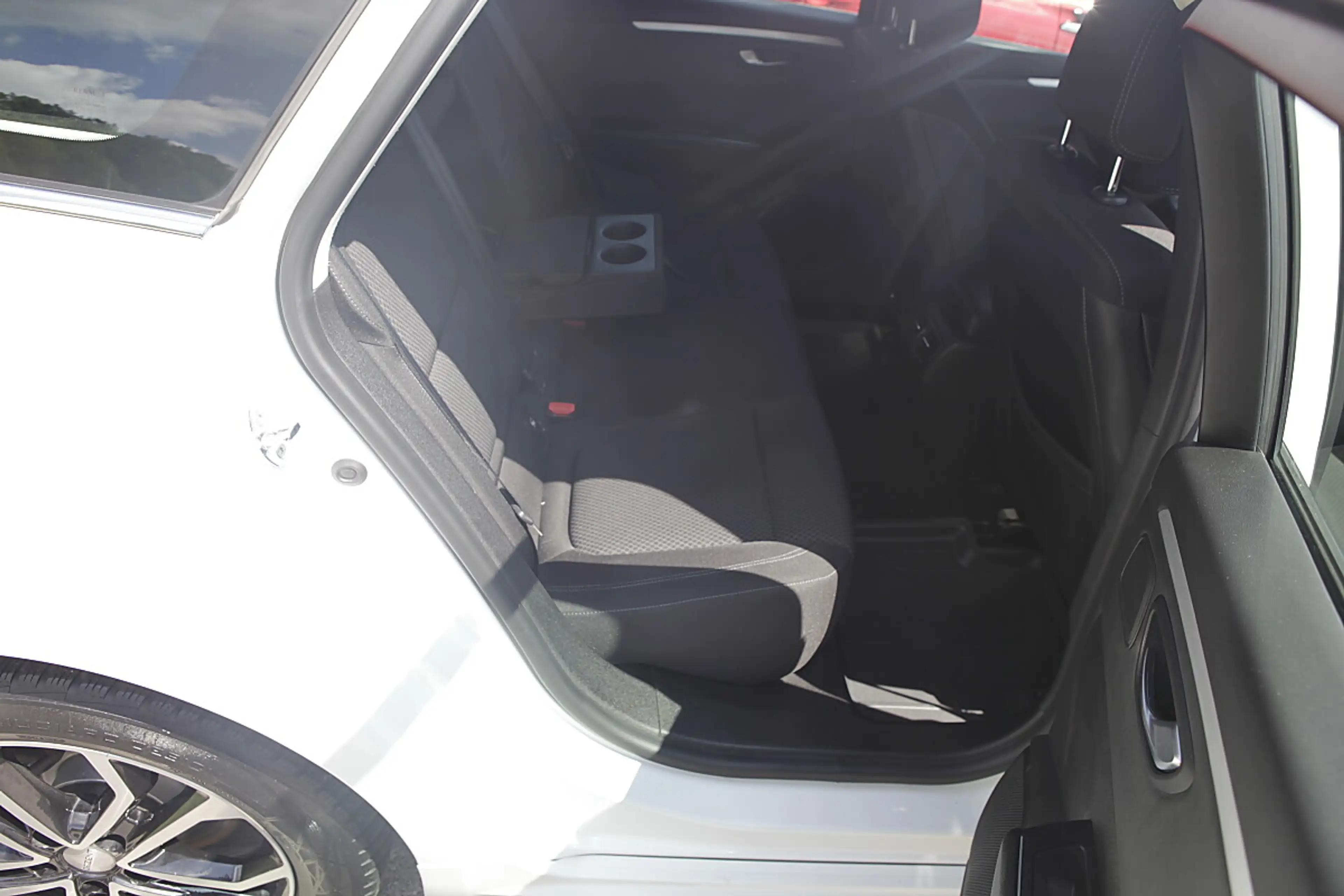 Renault Talisman Grandtour Zen Blue dCi 120 — photo 8