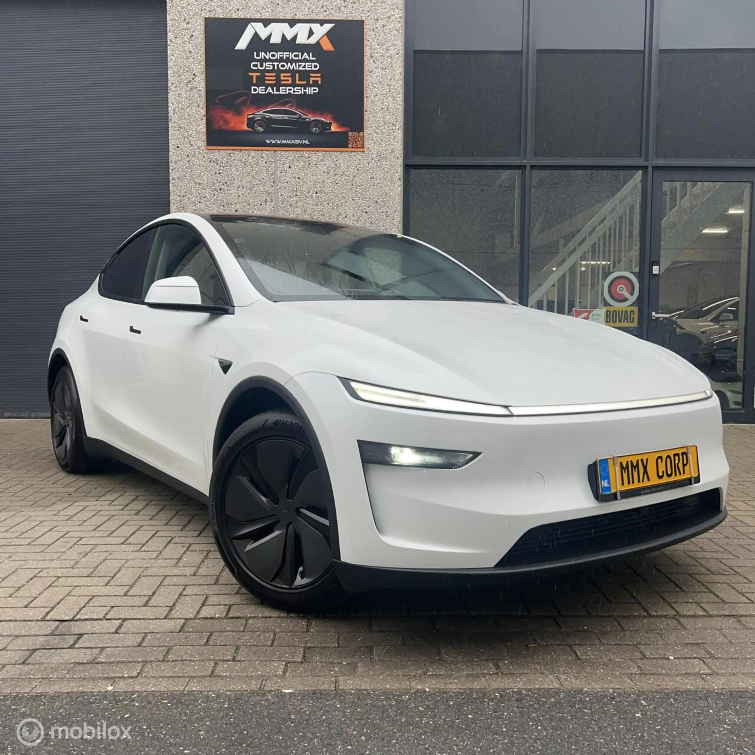 Tesla Model Y Juniper — photo 3