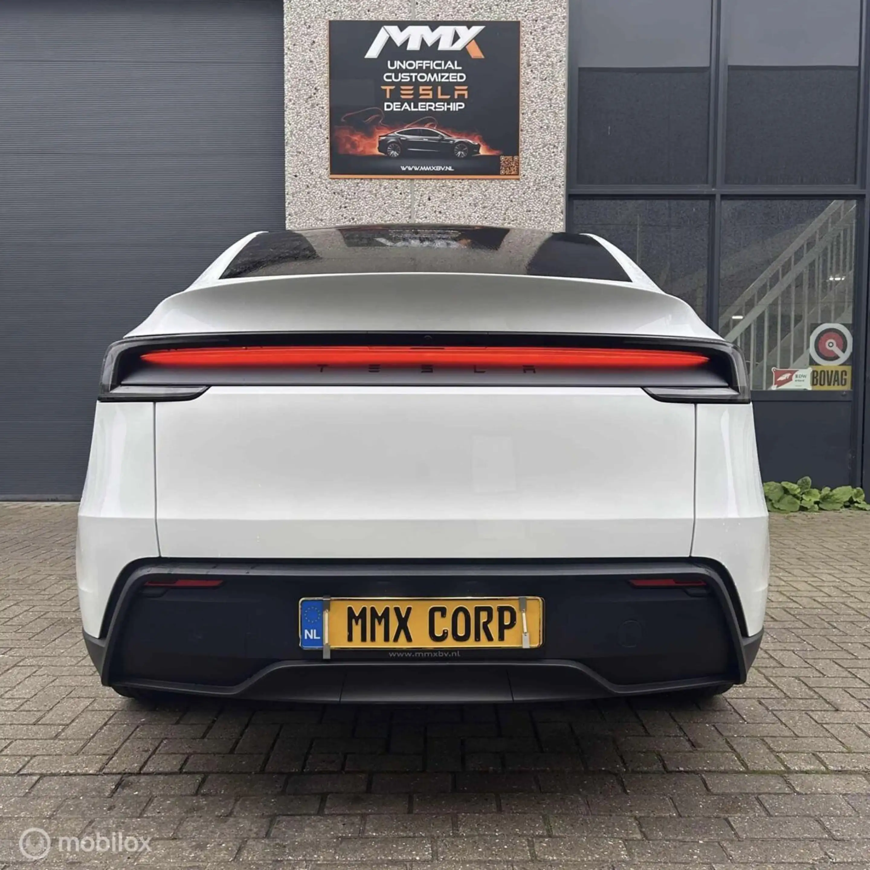 Tesla Model Y Juniper — photo 8