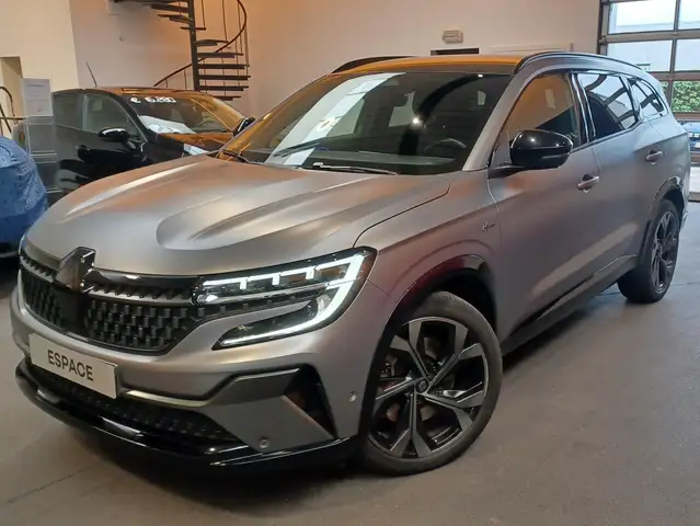 Renault Espace Esprit Alpine E-Tech full hybrid 200