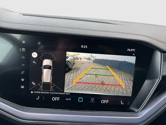 Volkswagen Touareg view 17