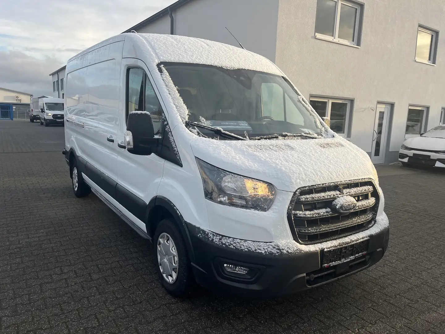 Ford Transit Kasten L3H2 Trend 2.0 TDCI, EURO 6 Weiß - 2