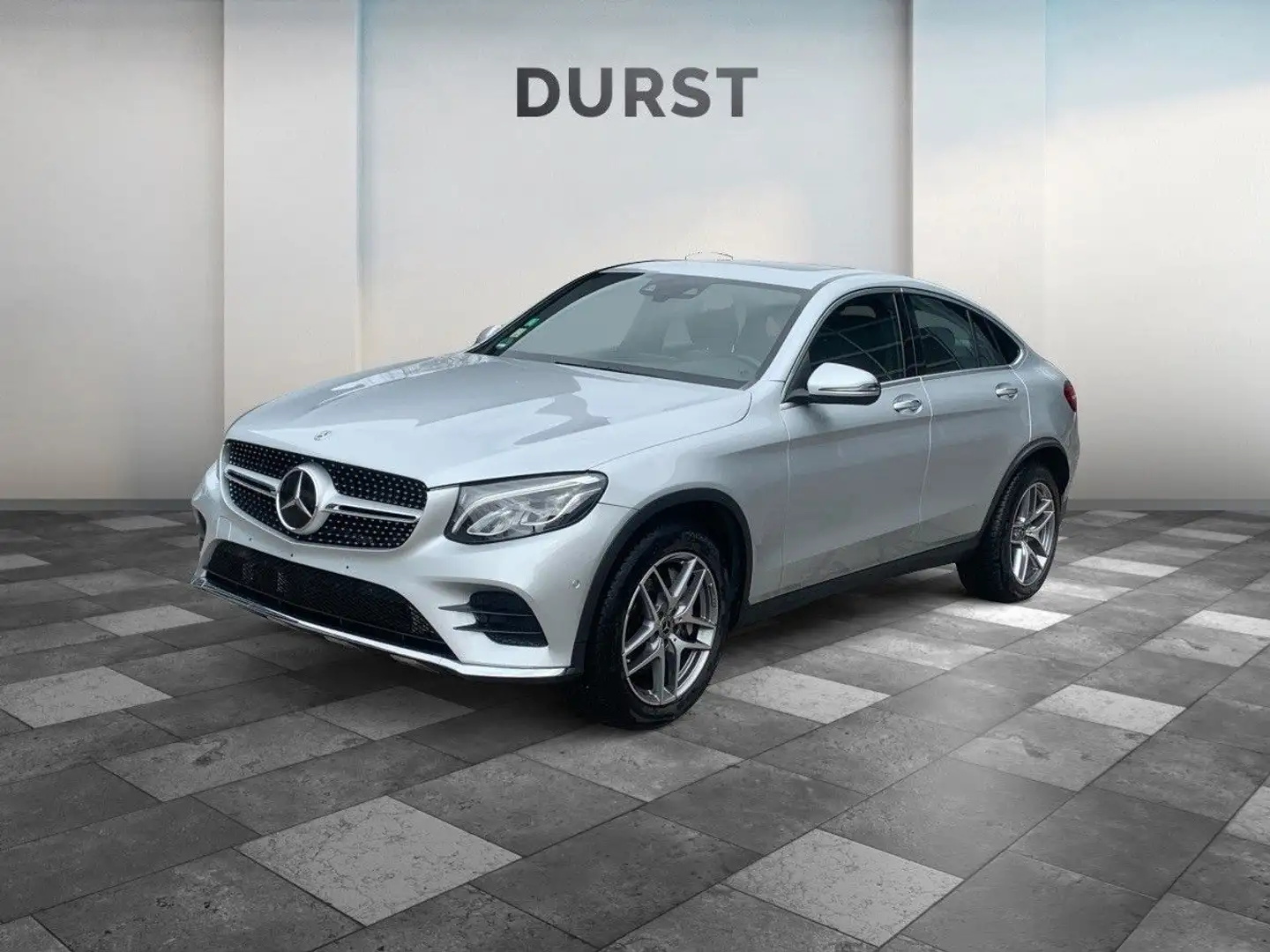 Mercedes-Benz GLC 300 AMG Coupe,HUD,SD,AHK,DISTR,BURME,KEYLESS srebrna - 1