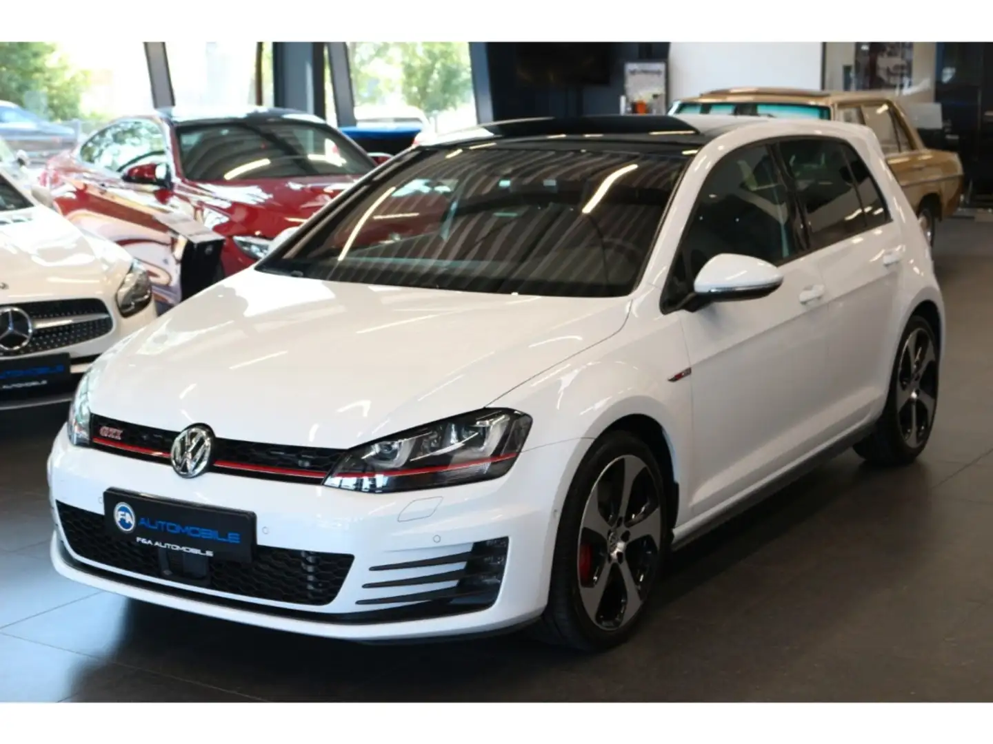 Volkswagen Golf 2.0 TSI DSG BMT Performance*Finanz.ab 4,49% White - 1