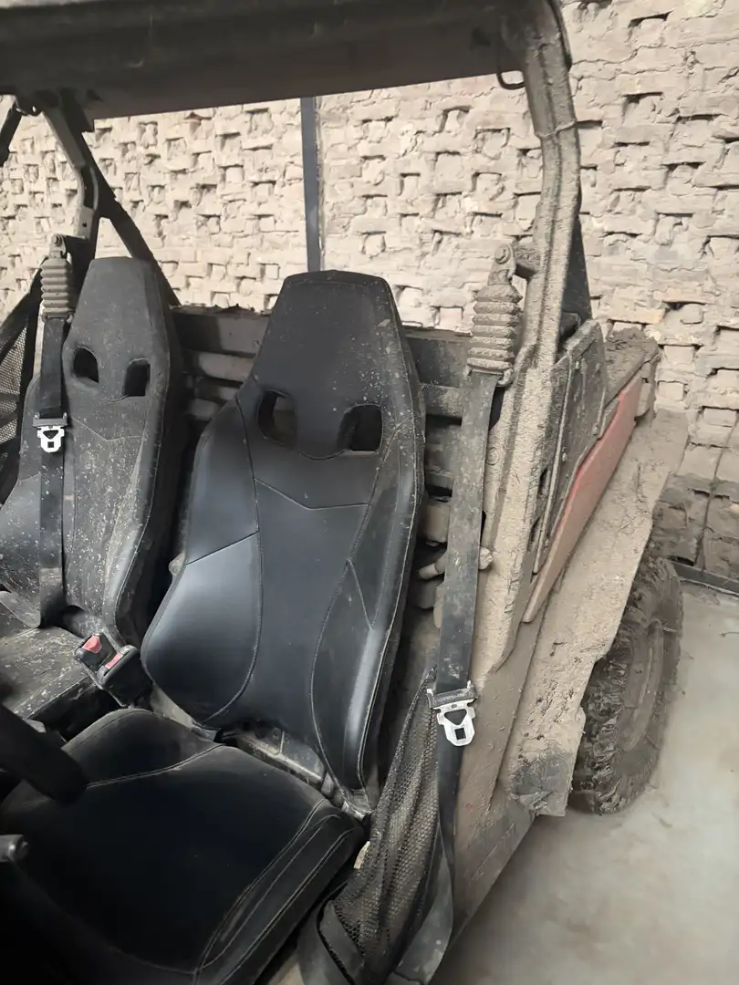 Can-Am Maverick 800 - 1