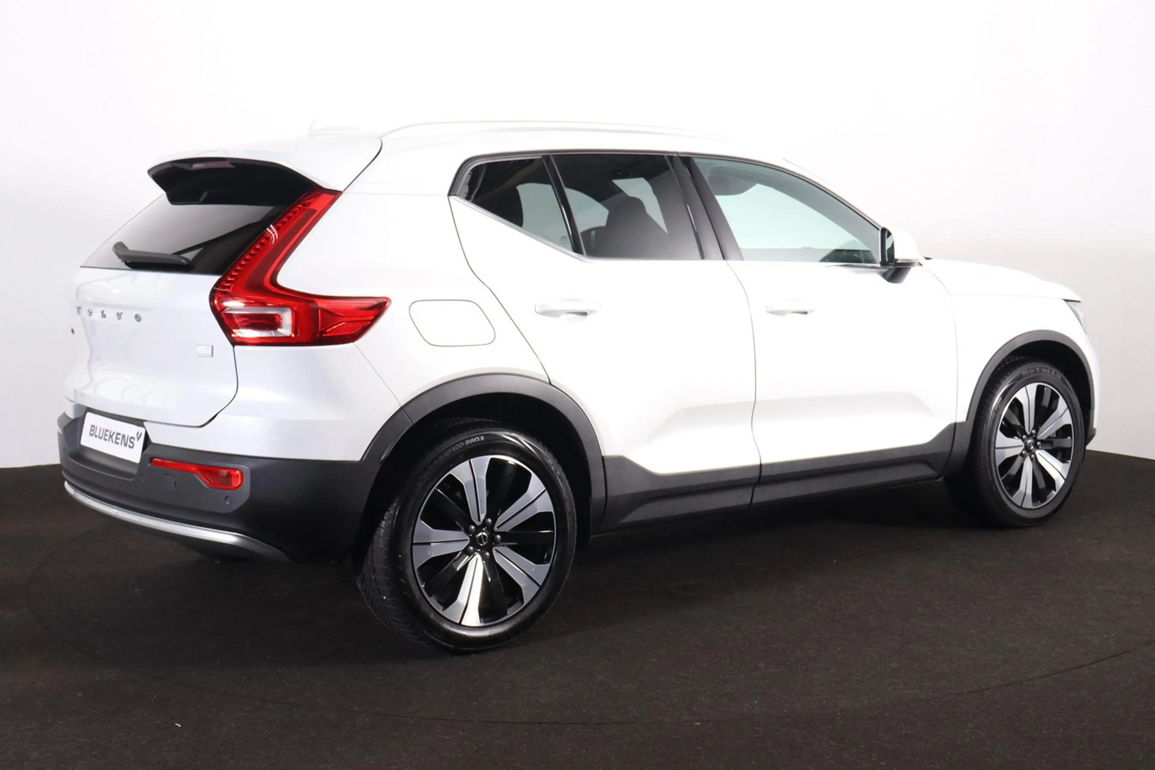 Volvo XC40 T4 Recharge Core Bright - IntelliSafe Assist & Sur — photo 5