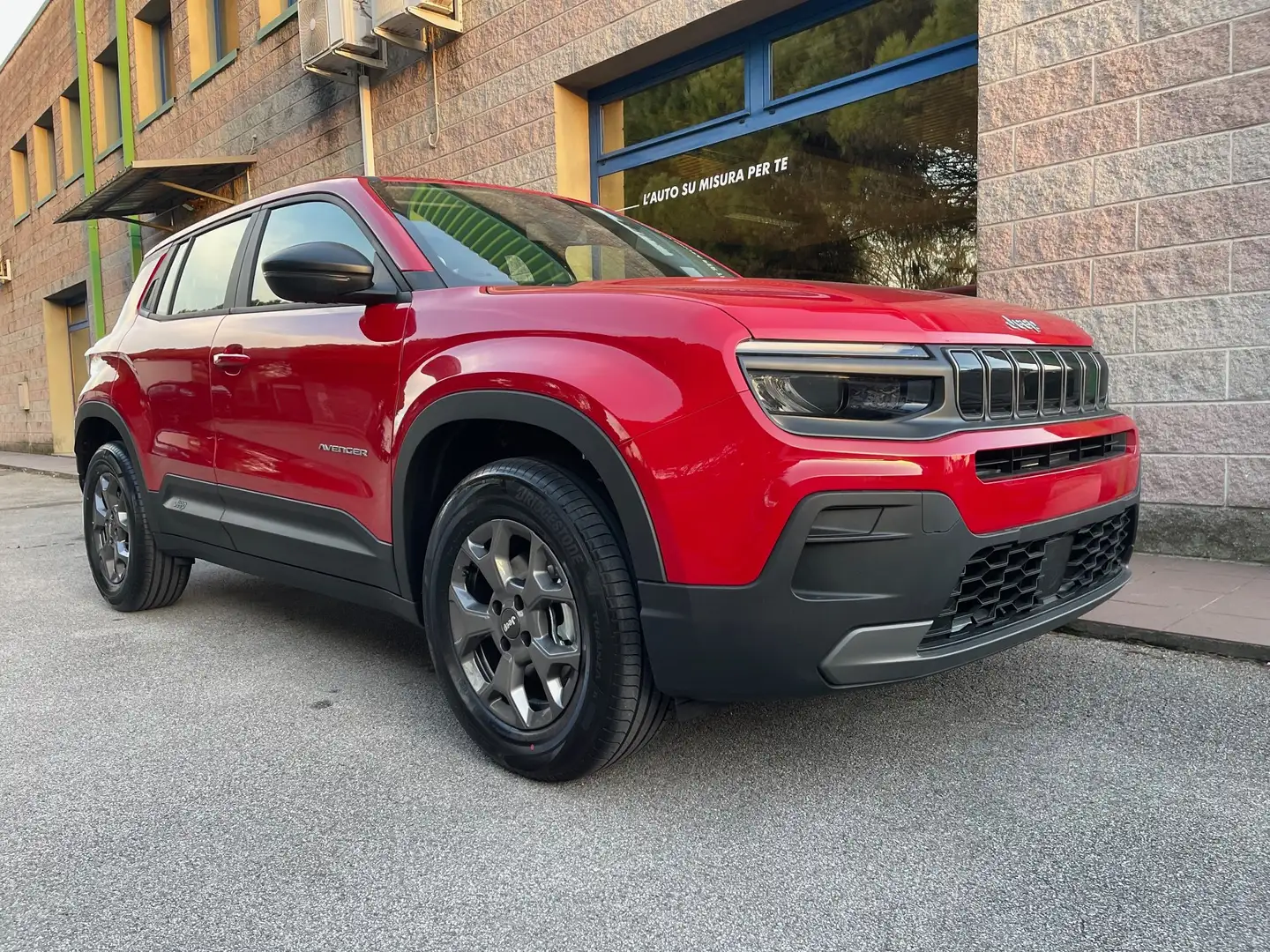 Jeep Avenger 1.2 100CV TURBO KM-0 PRONTA CONSEGNA Rosso - 1