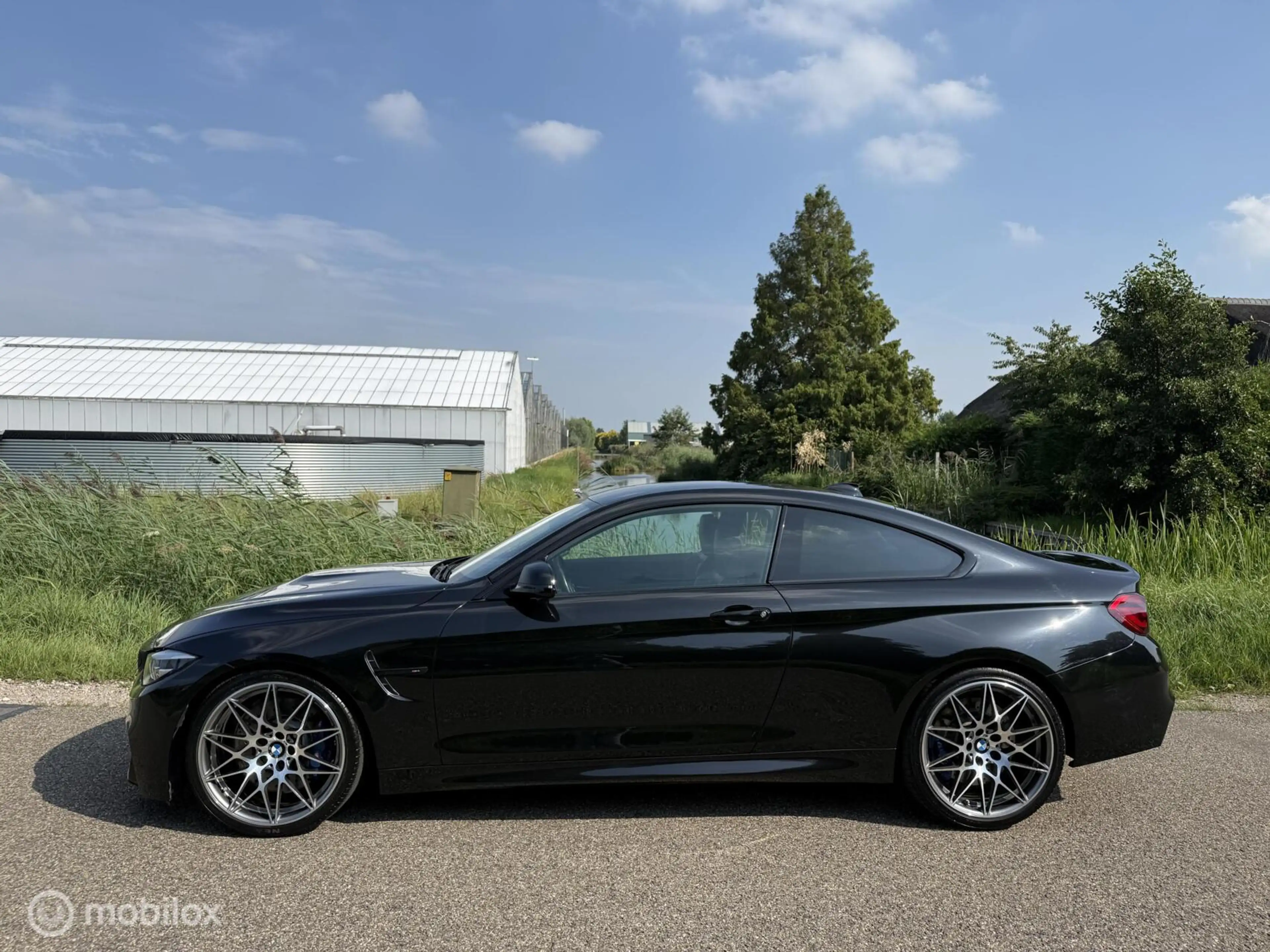 BMW M4 4-serie Coupé Competition — photo 35