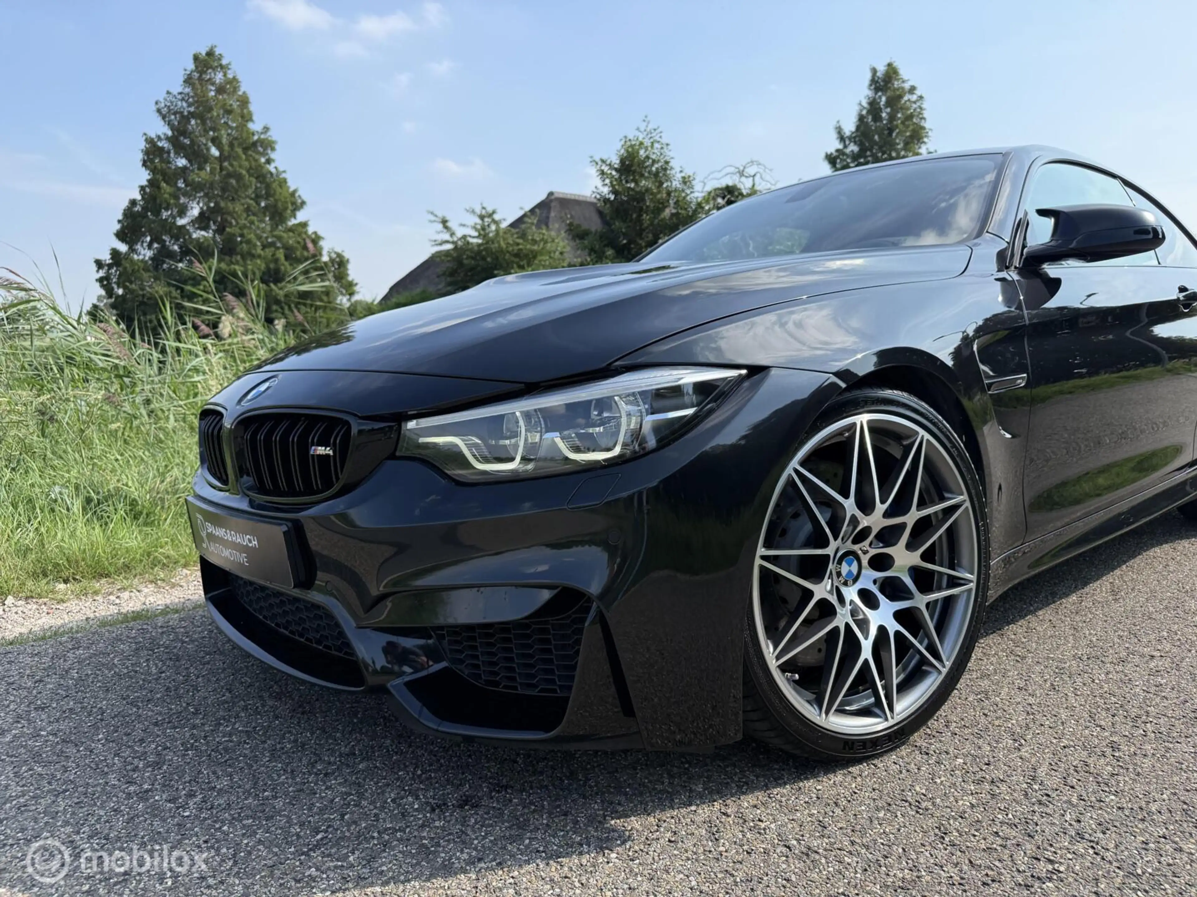 BMW M4 4-serie Coupé Competition — photo 31
