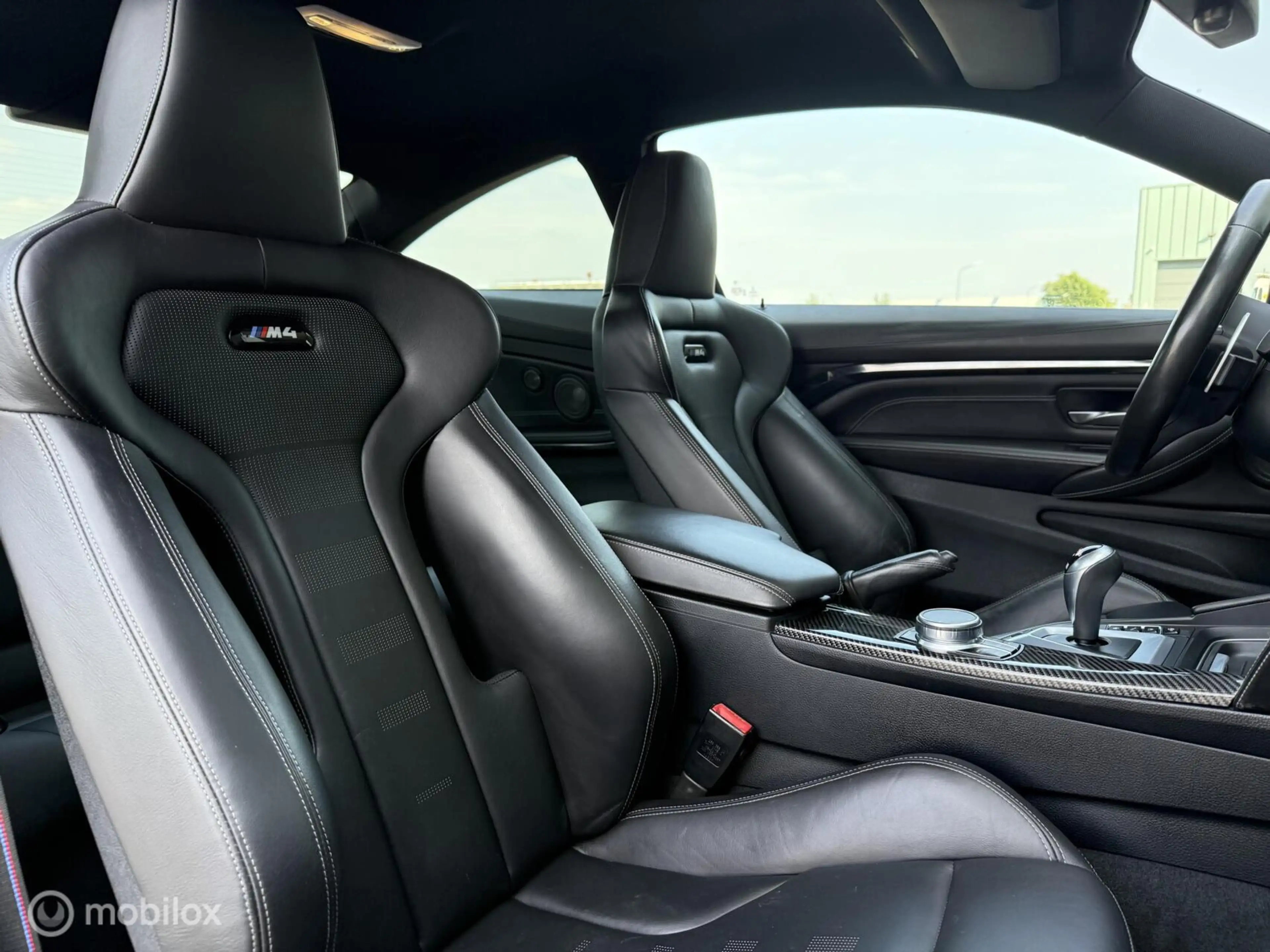BMW M4 4-serie Coupé Competition — photo 9