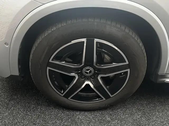 Mercedes-Benz GLC Class view 8