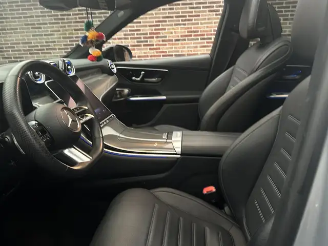 Mercedes-Benz GLC Class view 13