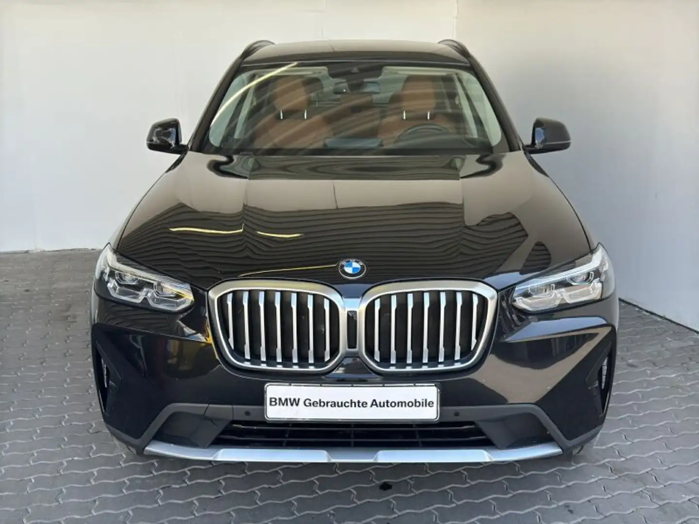 BMW X3 xDrive20dA Navi.LED.WLAN.AHK.DriveAs.RFK.DAB Schwarz - 2