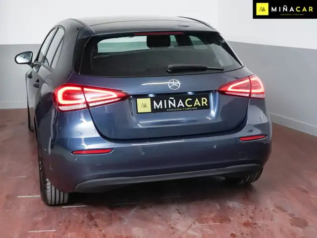 Mercedes-Benz A-Class view 3