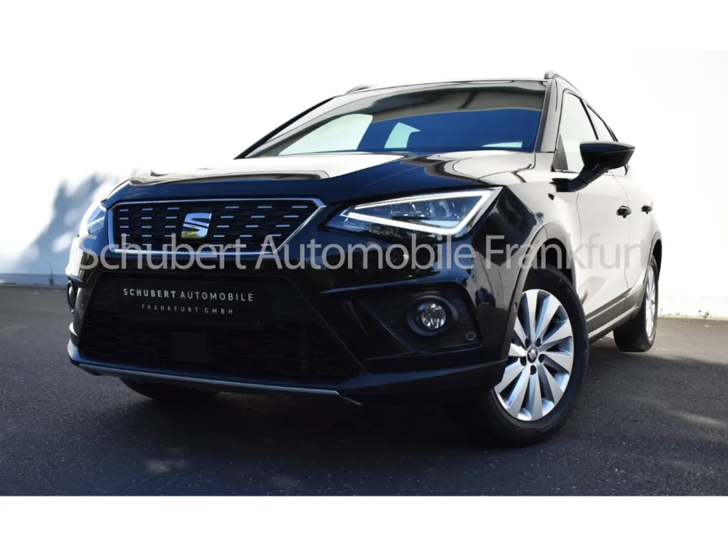 SEAT Arona 1,0TSI Xcellence Kamera AppleC Navi FullLink Zwart - 1
