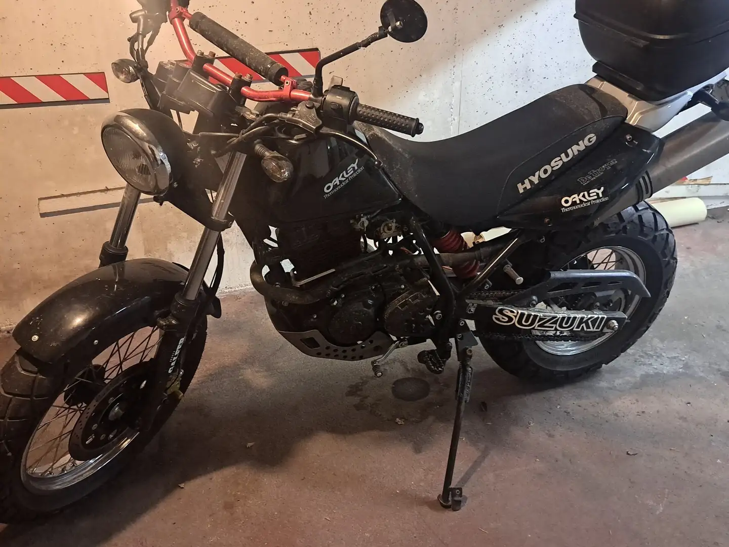 Hyosung Karion 125 Czarny - 1