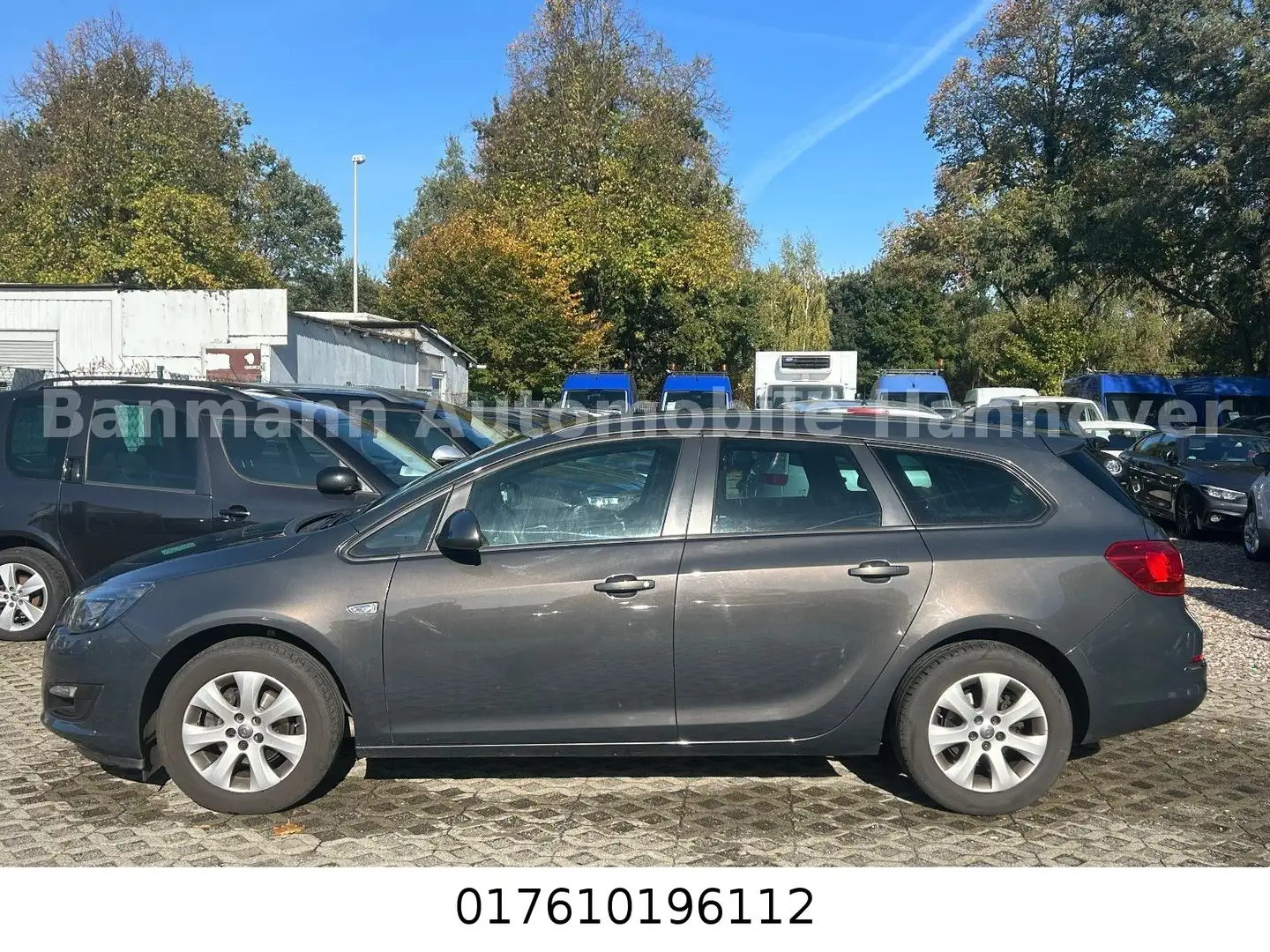 Opel Astra J Sports Tourer Style Motorschaden!!! Gris - 2