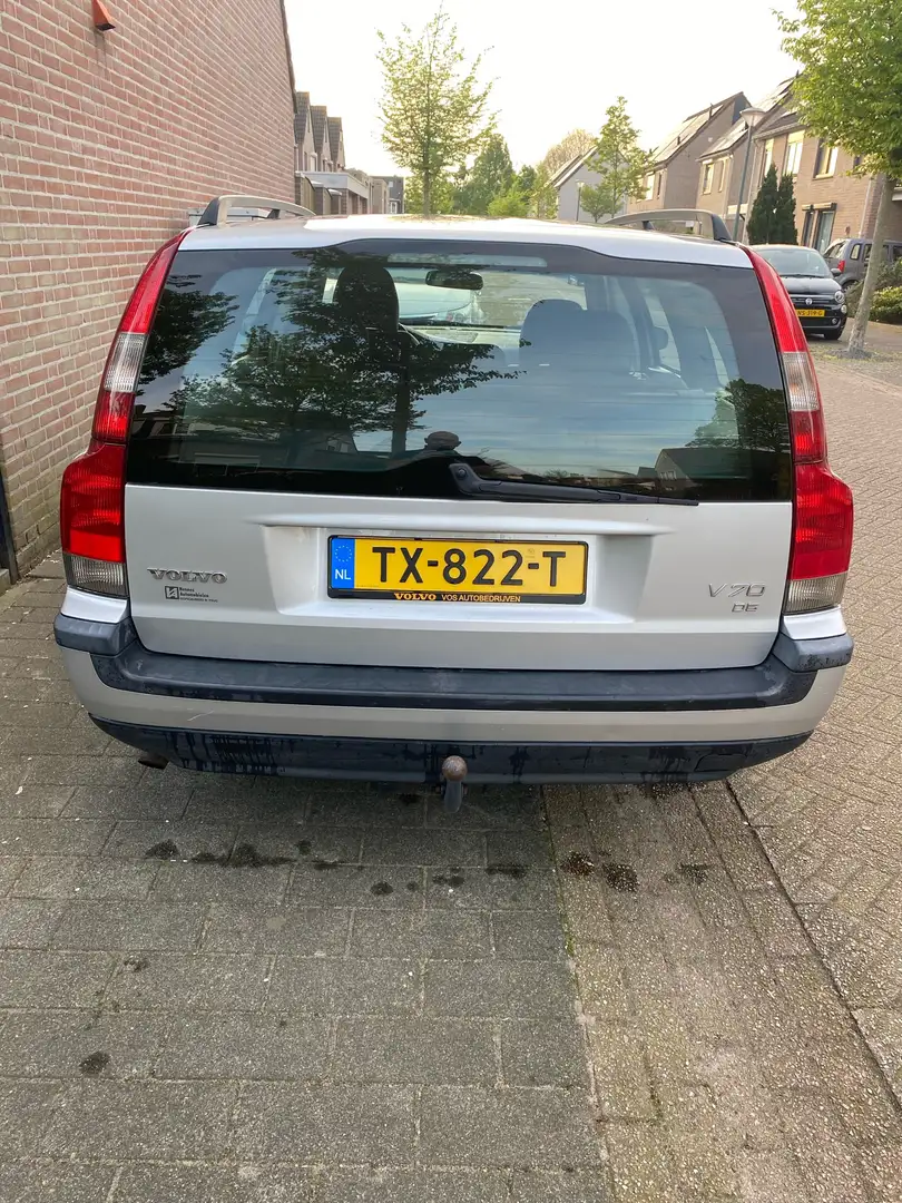 Volvo V70 2.4 D5 AWD Automaat Silber - 2