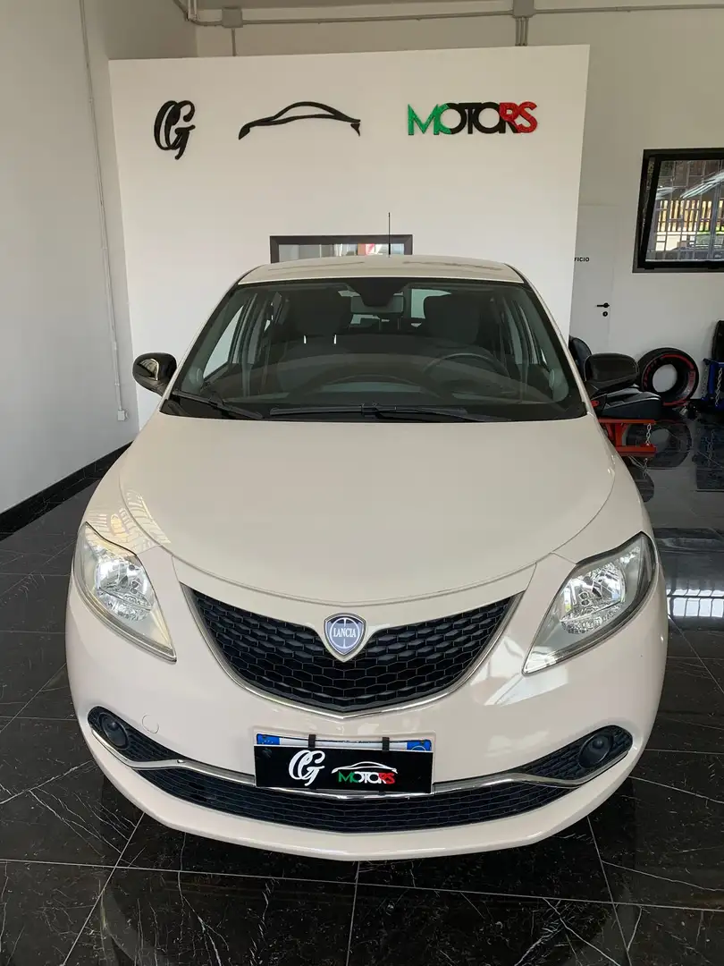 Lancia Ypsilon 1.2 Platinum 69cv Beige - 2