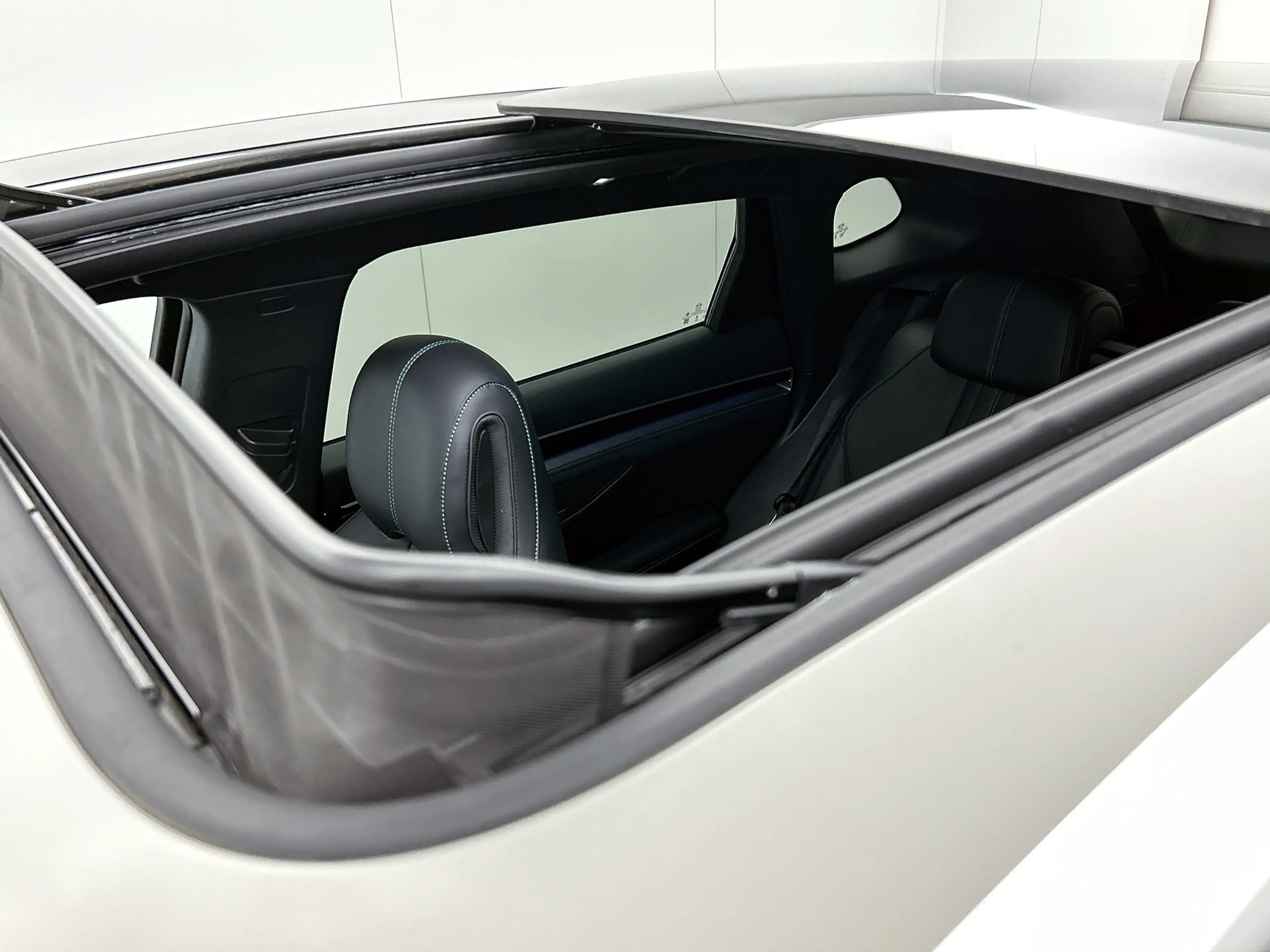 BYD Seal U 1.5 DM-i FWD Boost — photo 14