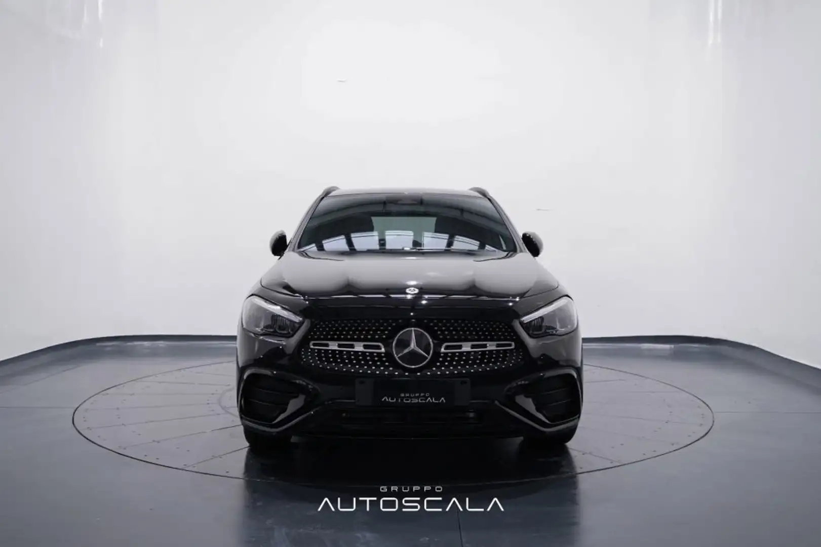 Mercedes-Benz GLA 200 d Automatic AMG Line Advanced Premium Nero - 2