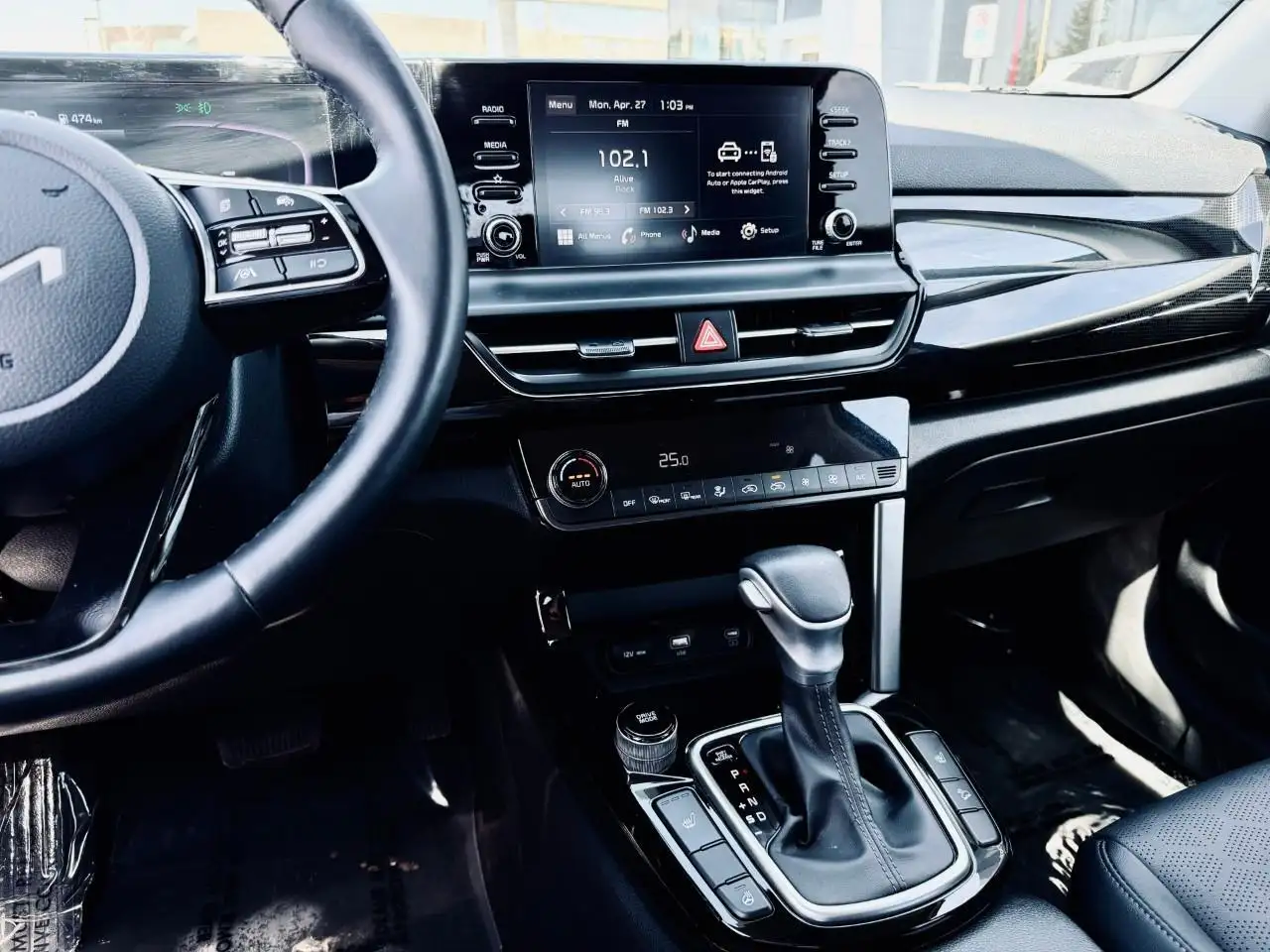 Kia Seltos снимка Kia Seltos