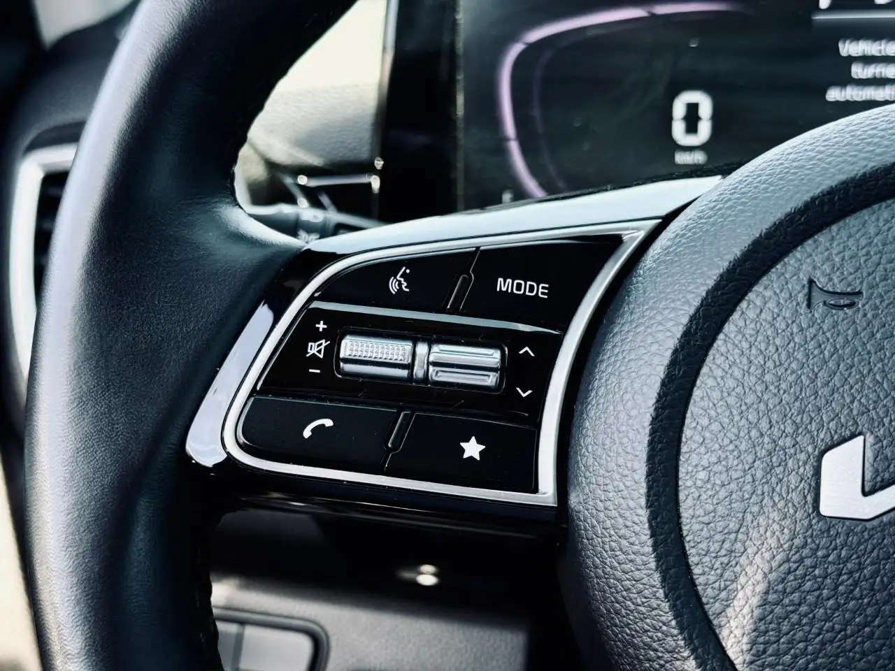 Kia Seltos снимка Kia Seltos