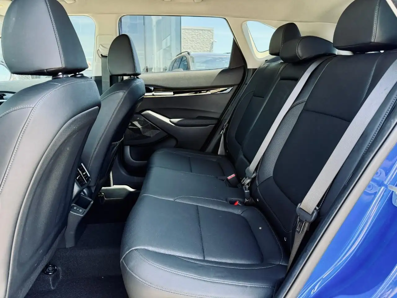 Kia Seltos снимка Kia Seltos
