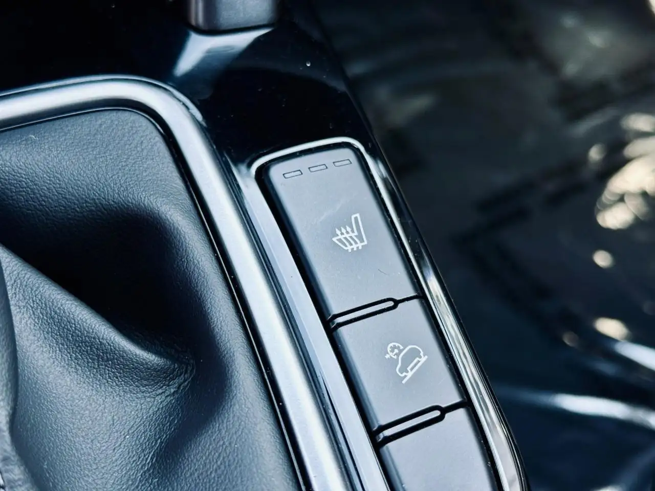Kia Seltos снимка Kia Seltos