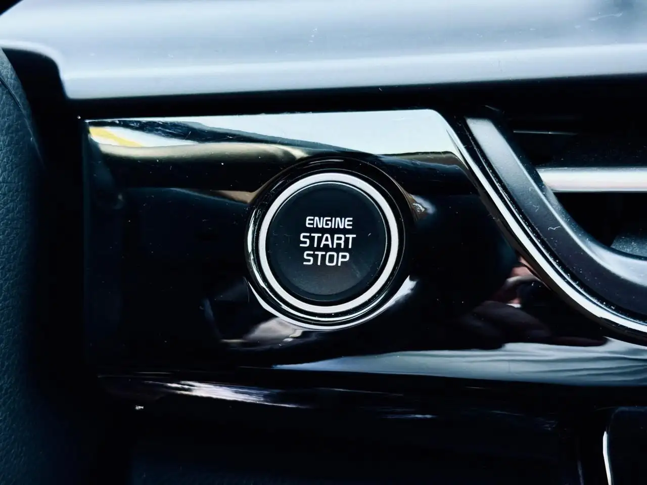 Kia Seltos снимка Kia Seltos