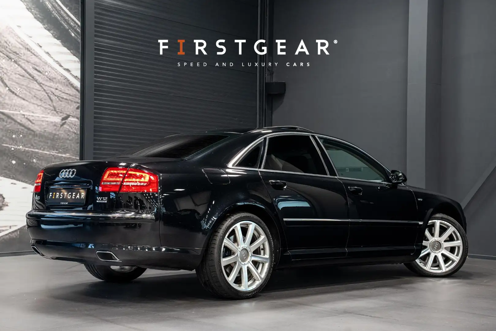 Audi A8 6.0 quattro *W12 / BOSE / Schuifdak / BTW / Keyles Schwarz - 2