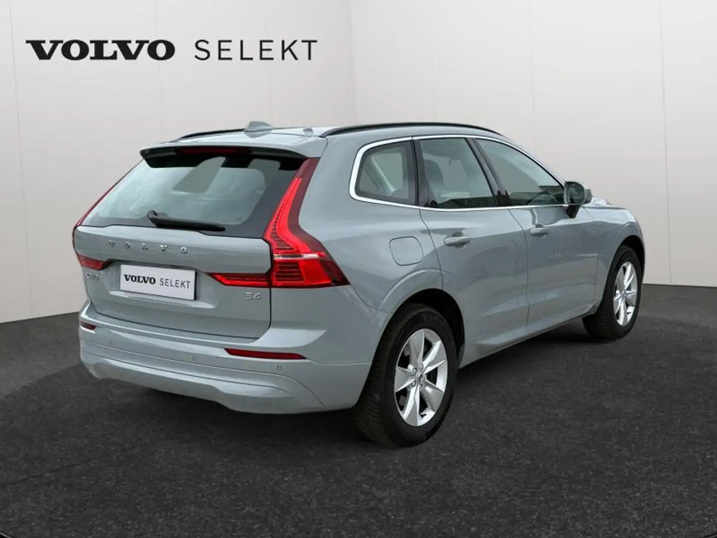 Volvo XC60 B4 Core / Diesel Gris - 2