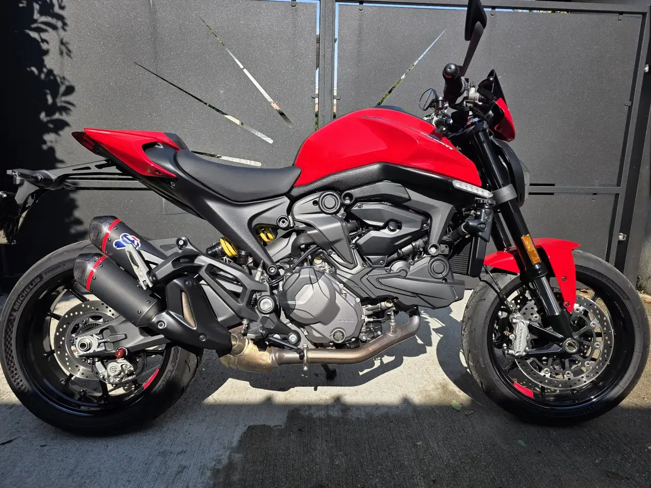 Ducati Monster 937