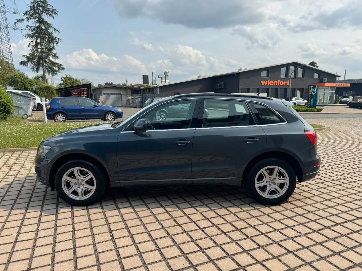 Audi Q5 3.0 TDI  quattro *PANORAMADACH*AUTOMATIK* Grau - 2