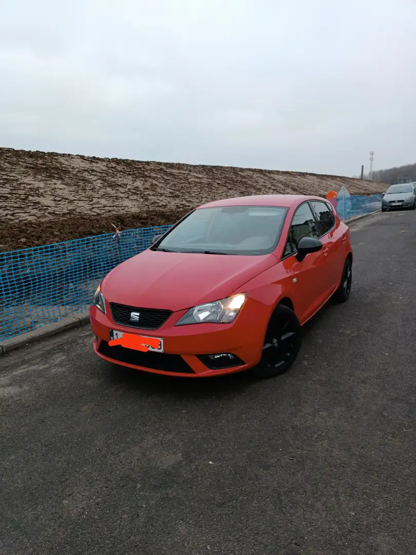 SEAT Ibiza 1.4 TDI 90 ch Connect Rouge - 1