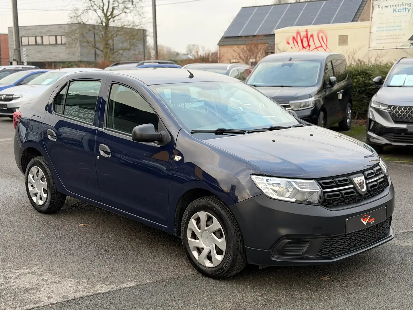 Dacia Logan Logan 1.0 Blau - 2