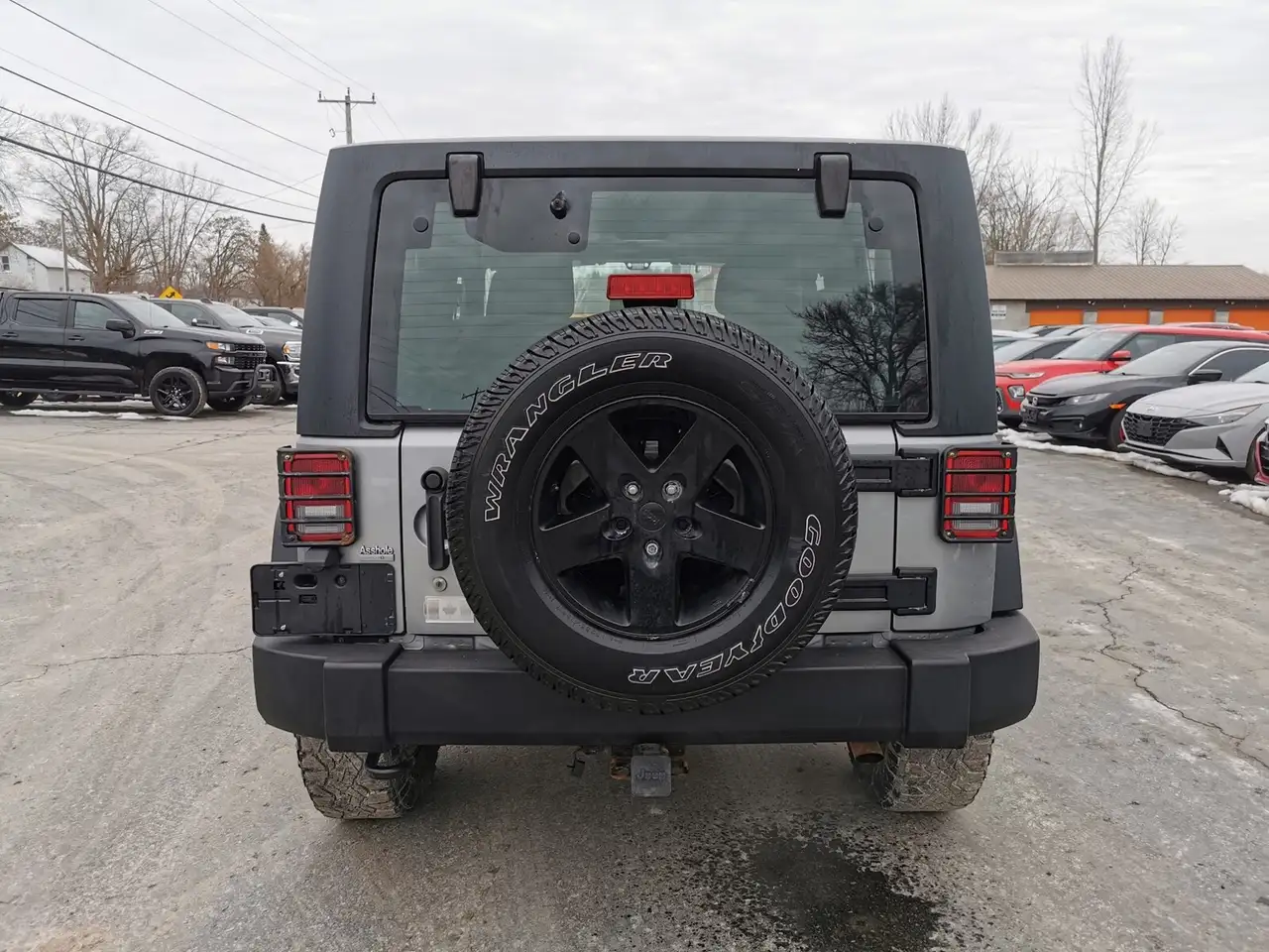 Jeep Wrangler photo Jeep Wrangler