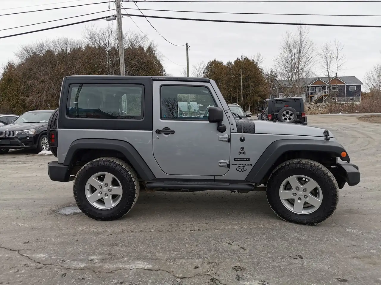 Jeep Wrangler photo Jeep Wrangler