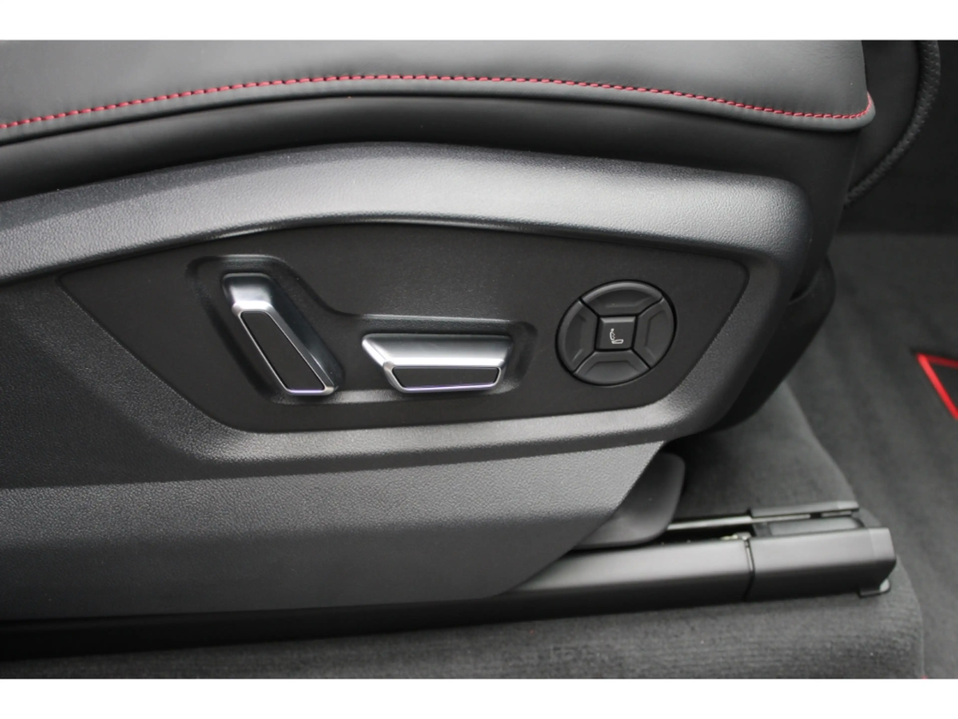 Audi RS Q8 V8 qu.Tipt. AHK*Pano*HDMTRX*B&O*OLEDMassage!! — photo 7