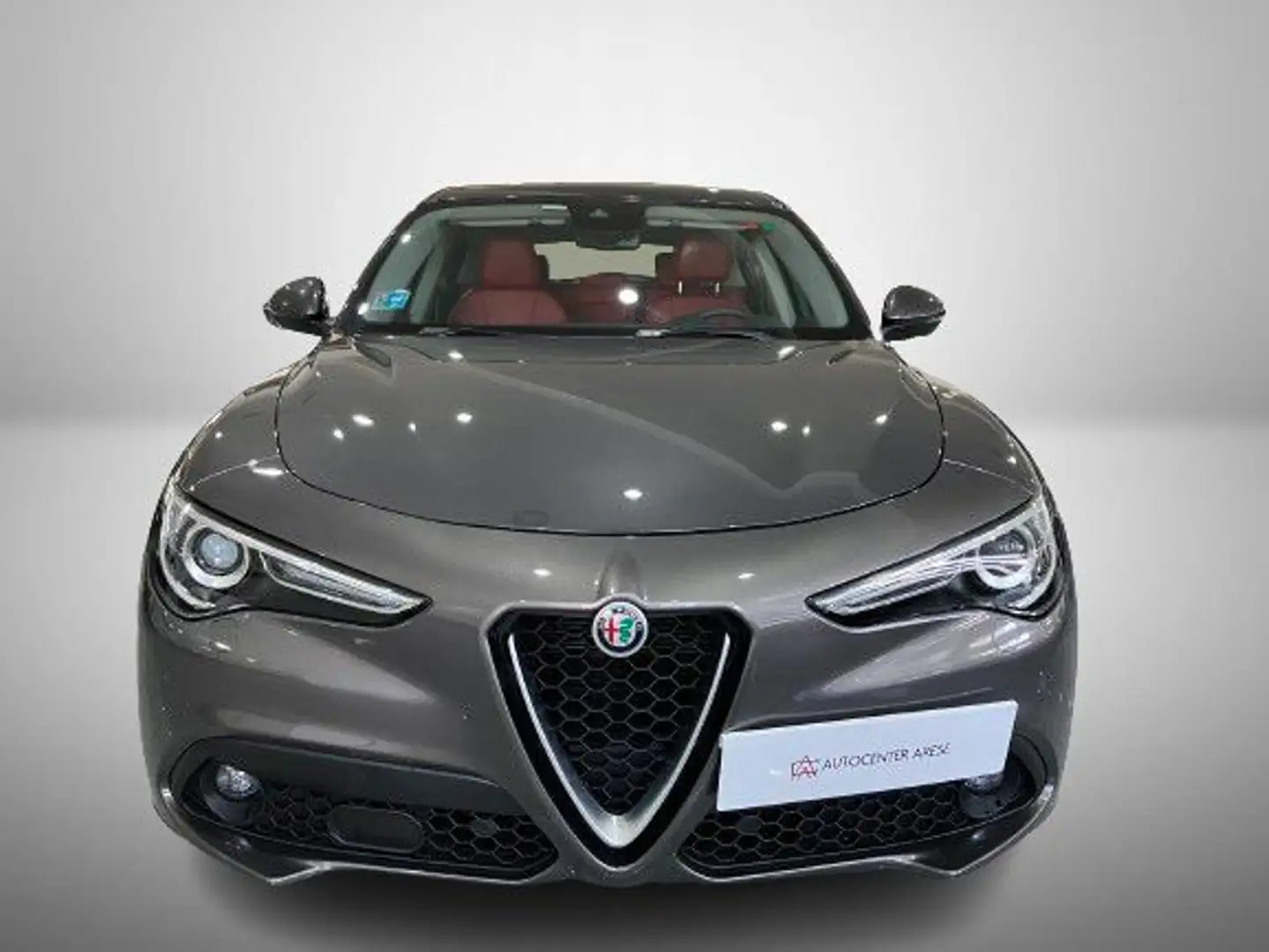 Alfa Romeo Stelvio 2.2 Turbodiesel 210 CV AT8 Q4 Executive Gris - 2