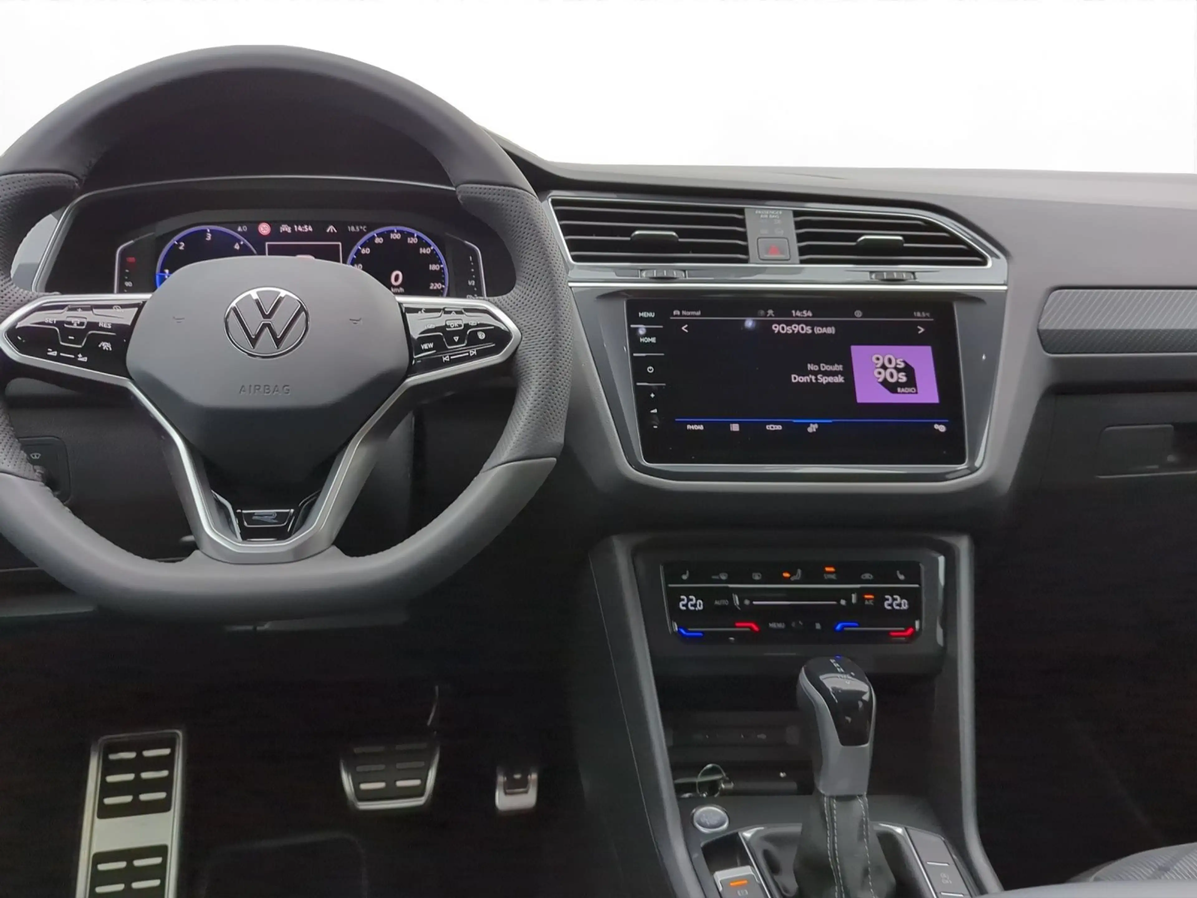 Volkswagen Tiguan 2.0 TDI R-Line 4Motion — photo 4