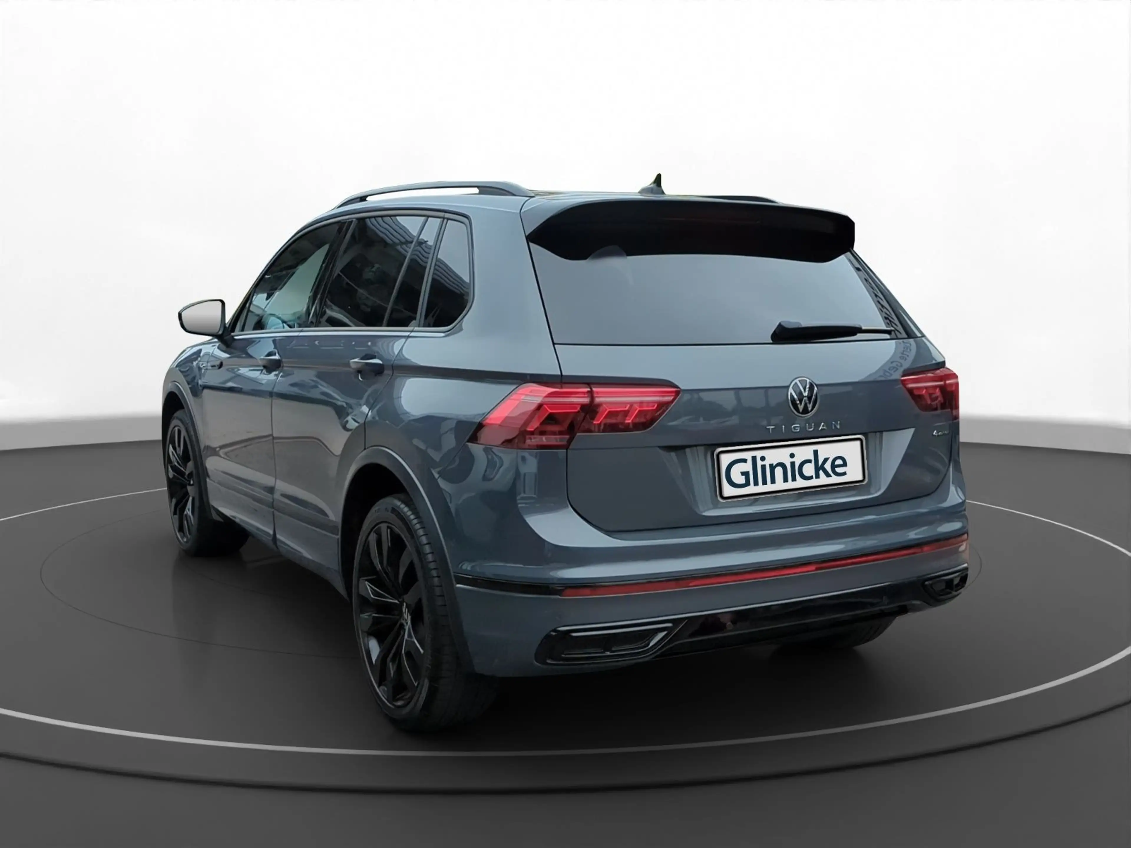 Volkswagen Tiguan 2.0 TDI R-Line 4Motion — photo 6