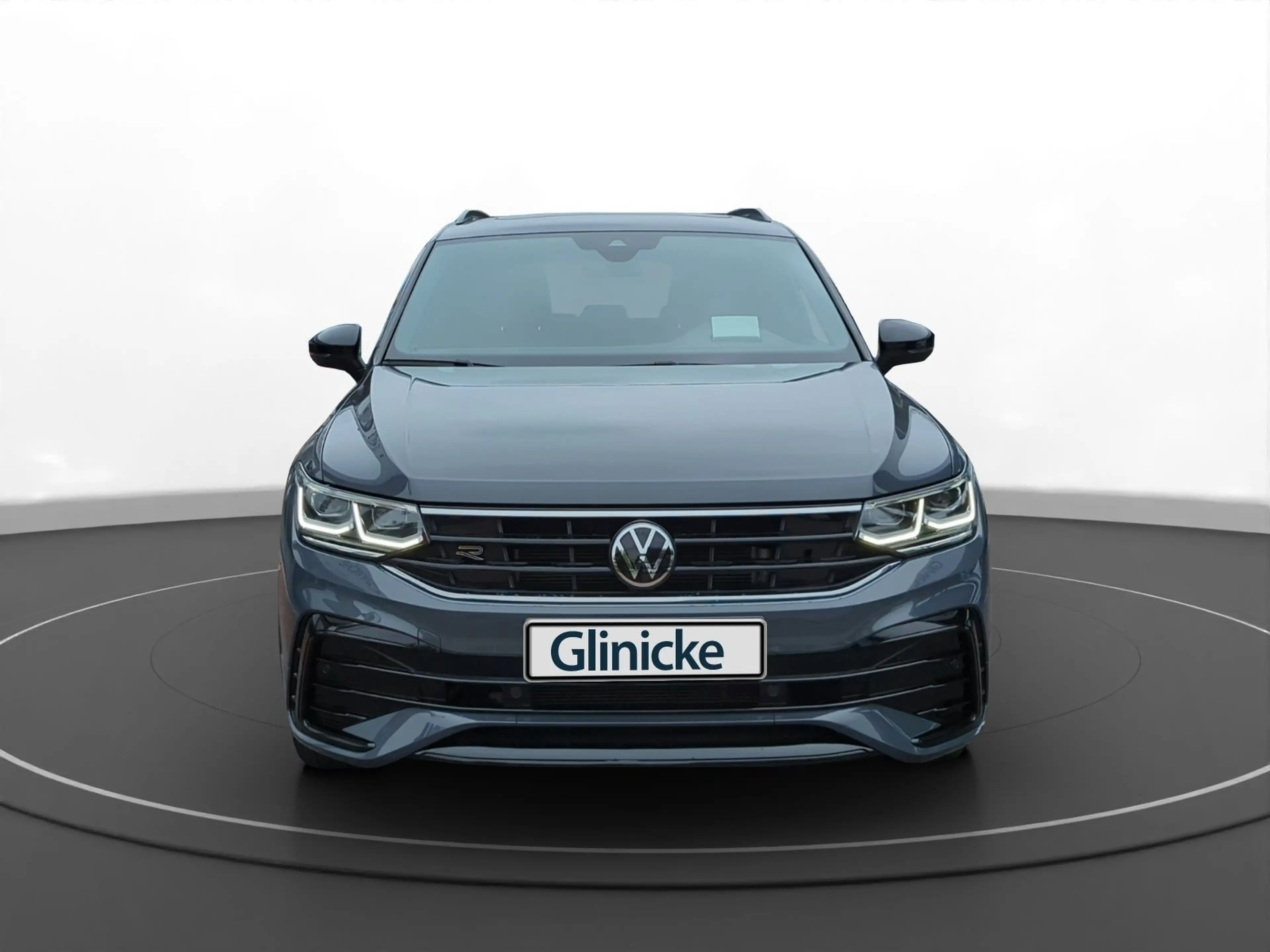 Volkswagen Tiguan 2.0 TDI R-Line 4Motion — photo 14