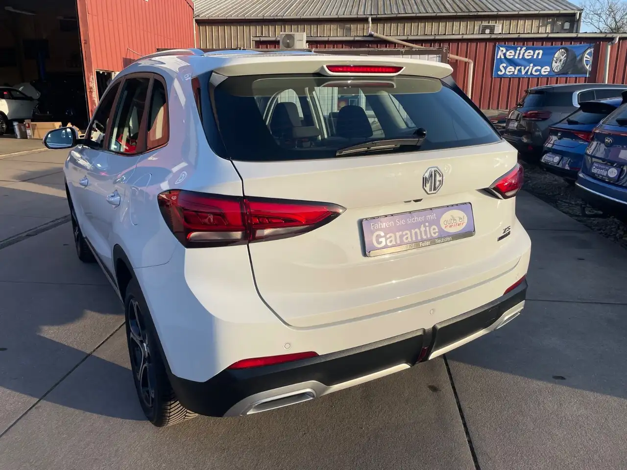 MG ZS 1.5 Hybrid+145 kWLuxury Automatik/Navi/Kamera 5